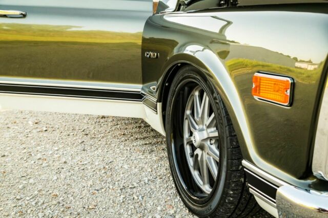 1969 Green Chevrolet C-10