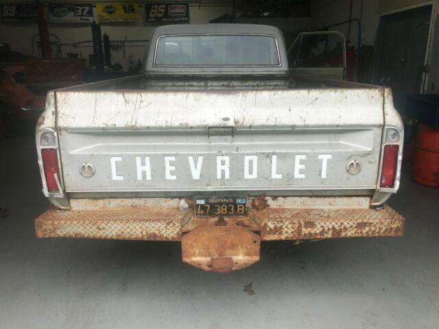 1969 Green and white Chevrolet C20 Pickup Pick up