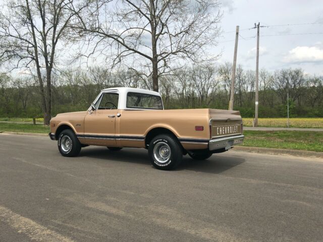 1969 gold Chevrolet C-10