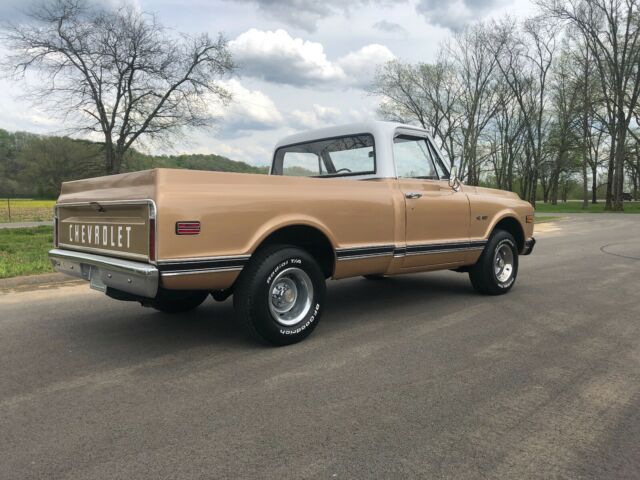 1969 gold Chevrolet C-10