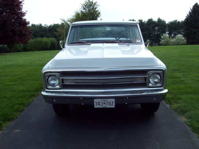 1969 Chevrolet C-10 Standard Cab Pickup