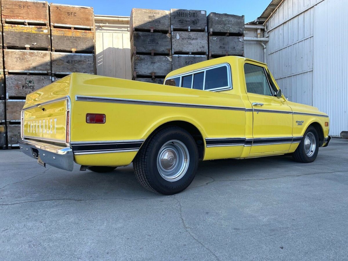 1969 Light Yellow Chevrolet C-10 Standard Cab Pickup