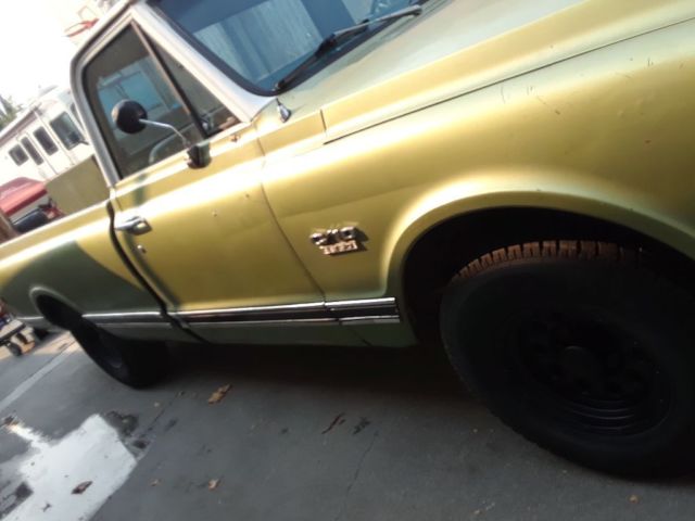 1969 Green Chevrolet C-10 Crew Cab Pickup
