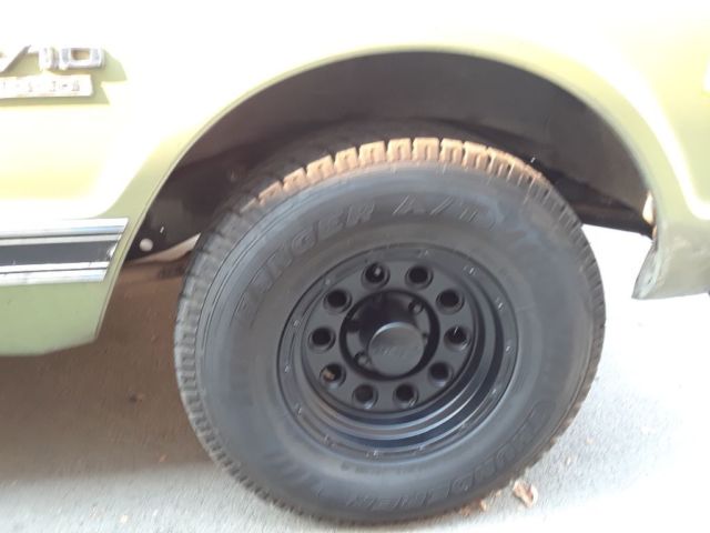 1969 Green Chevrolet C-10 Crew Cab Pickup