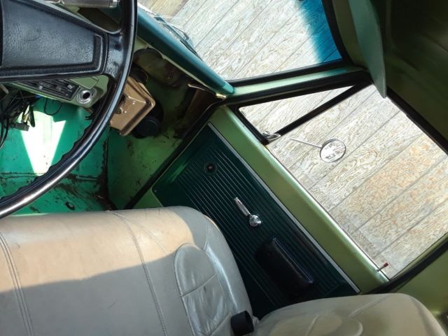 1969 Green Chevrolet C-10 Crew Cab Pickup