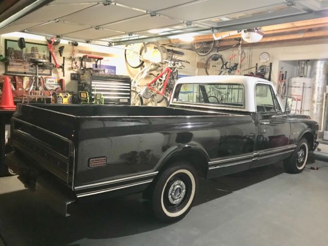 1969 Green Chevrolet C-10 Standard Cab Pickup