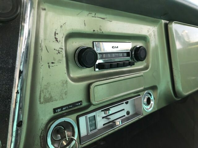 1969 Green Chevrolet C10 Pickup (Truck)