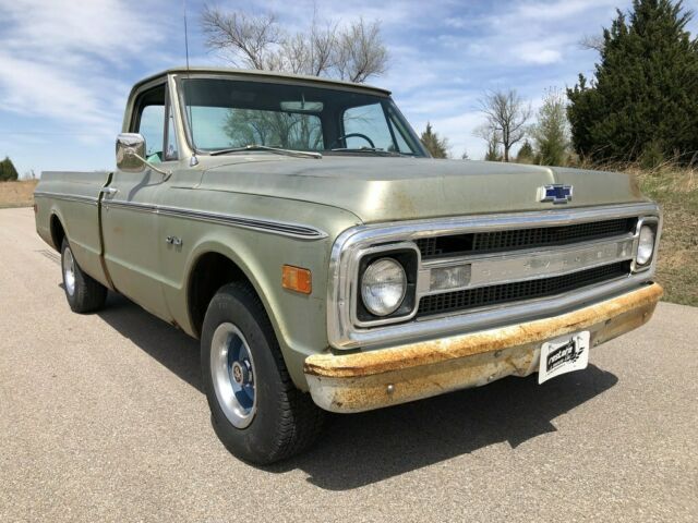 1969 Green Chevrolet C10 Pickup (Truck)