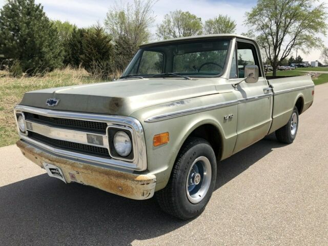 1969 Green Chevrolet C10 Pickup (Truck)