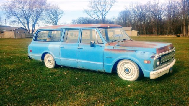 1969 Chevrolet Suburban