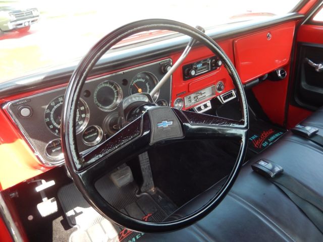 1969 Two Tone Chevrolet C-10 Standard Cab Pickup