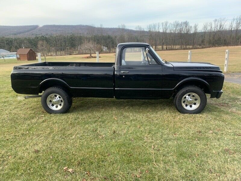 1969 Black Chevrolet C20/K20 Pickup