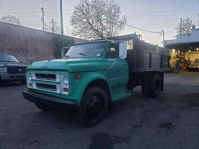 1969 Green Chevrolet C40 Cab & Chassis