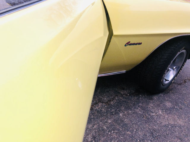 1969 Yellow Chevrolet Camaro --