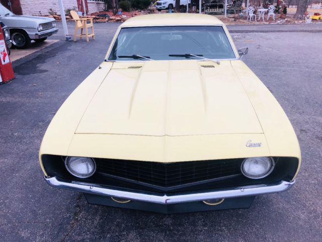 1969 Yellow Chevrolet Camaro --