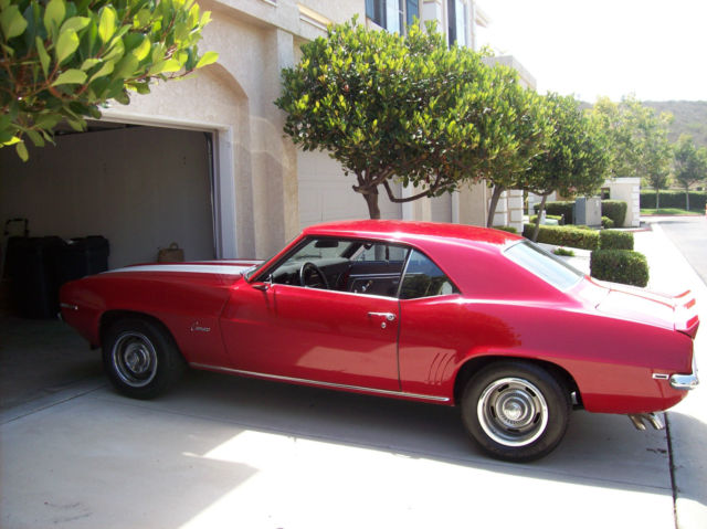 19690000 Red Chevrolet Camaro Coupe