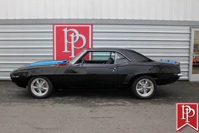 1969 Black Chevrolet Camaro 2dr Car