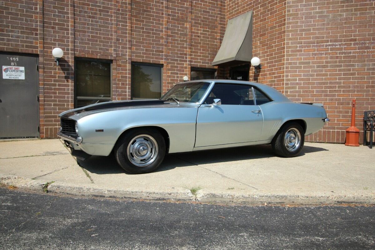 1969 Silver Chevrolet Camaro Coupe