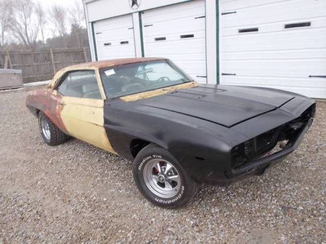 1969 Yellow Chevrolet Camaro Coupe