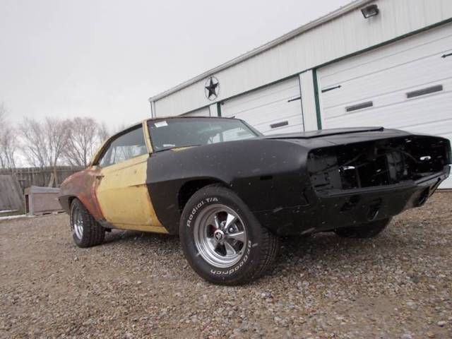 1969 Yellow Chevrolet Camaro Coupe