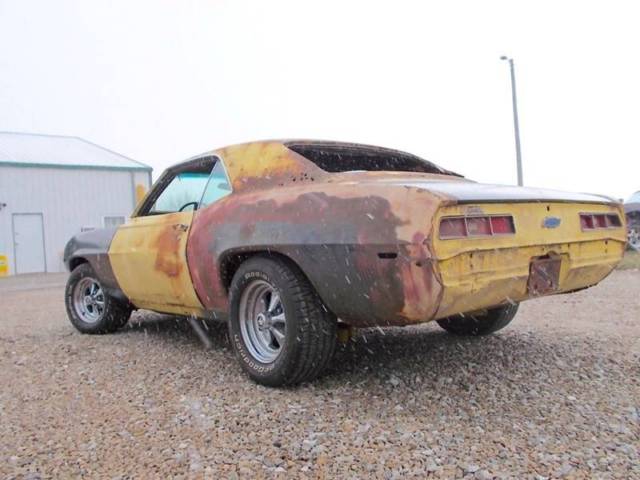 1969 Yellow Chevrolet Camaro Coupe