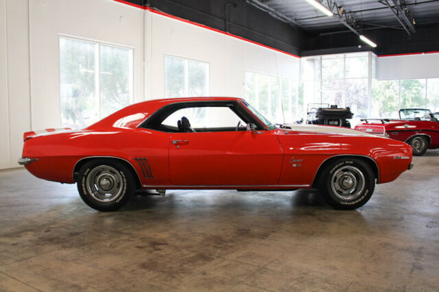 1969 Orange Chevrolet Camaro Hardtop