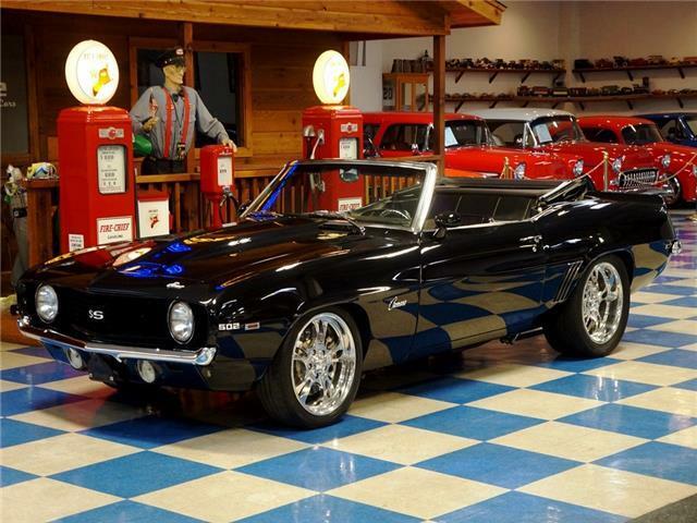 1969 Black Chevrolet Camaro --