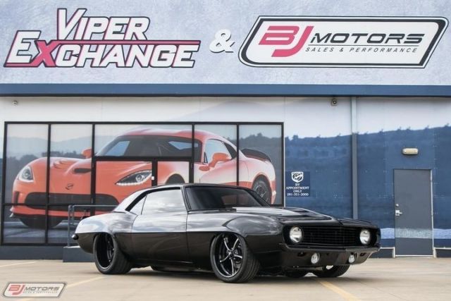 1969 -- Chevrolet Camaro Pro-Touring --