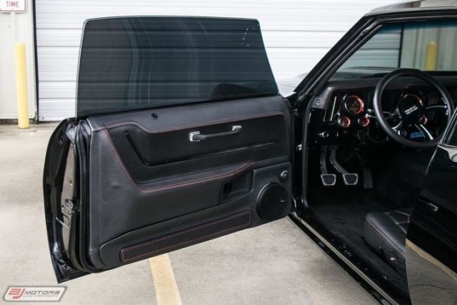 1969 -- Chevrolet Camaro Pro-Touring --