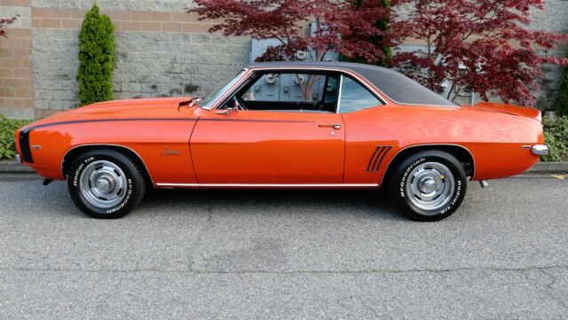 1969 Hugger orange Chevrolet Camaro Coupe