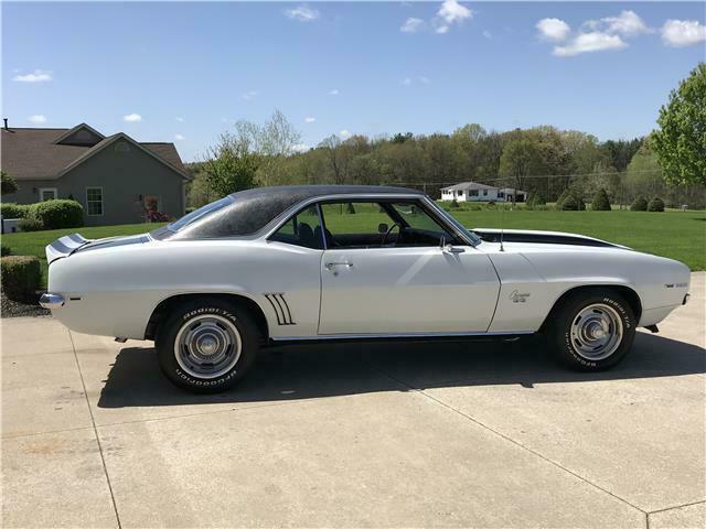 1969 White Chevrolet Camaro 2 door