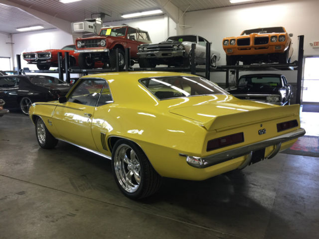 1969 Yellow Chevrolet Camaro Coupe