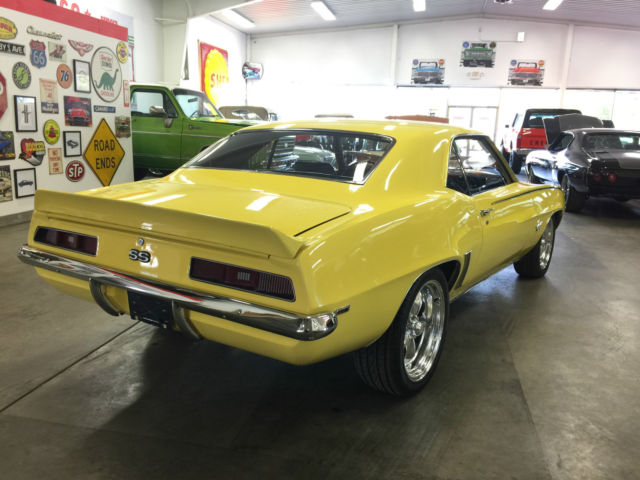 1969 Yellow Chevrolet Camaro Coupe