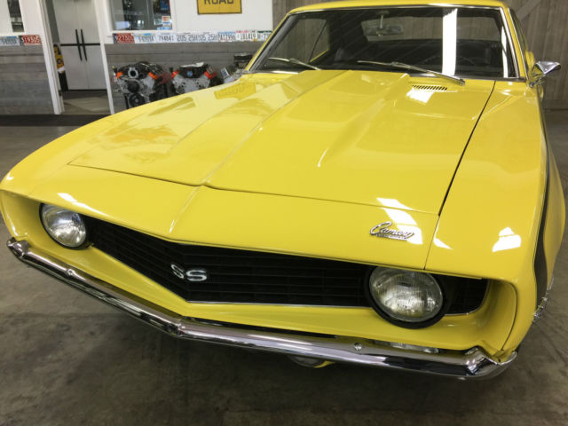1969 Yellow Chevrolet Camaro Coupe