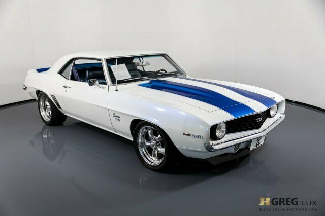 1969 White Chevrolet Camaro --
