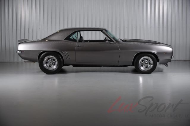 1969 Gray Chevrolet Camaro --