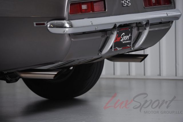 1969 Gray Chevrolet Camaro --