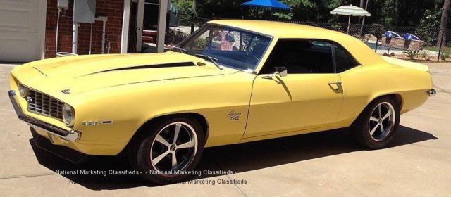 1969 Yellow Chevrolet Camaro