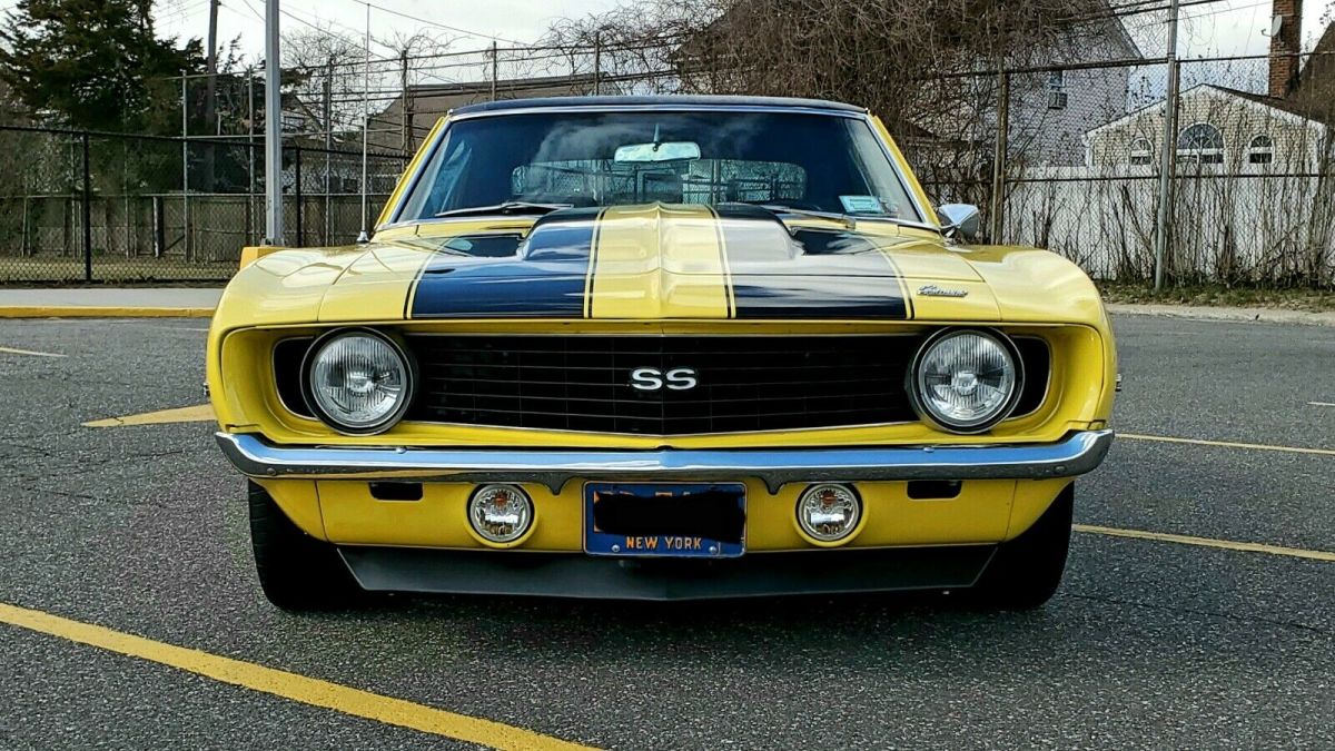 1969 Yellow Chevrolet Camaro
