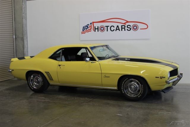 1969 Yellow Chevrolet Camaro Coupe
