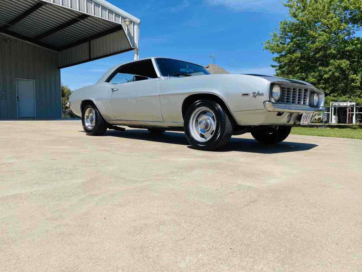 1969 Grey Chevrolet Camaro Z 28