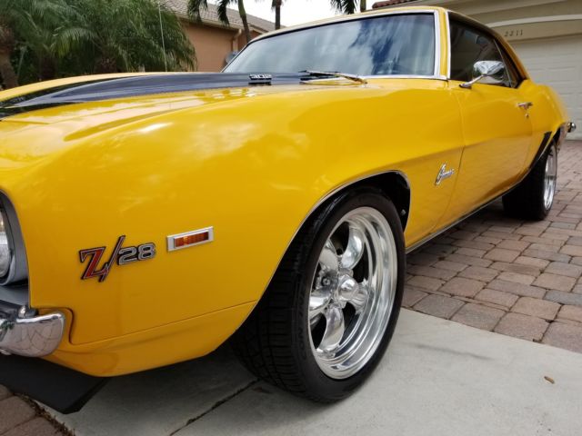 1969 Yellow Chevrolet Camaro Coupe