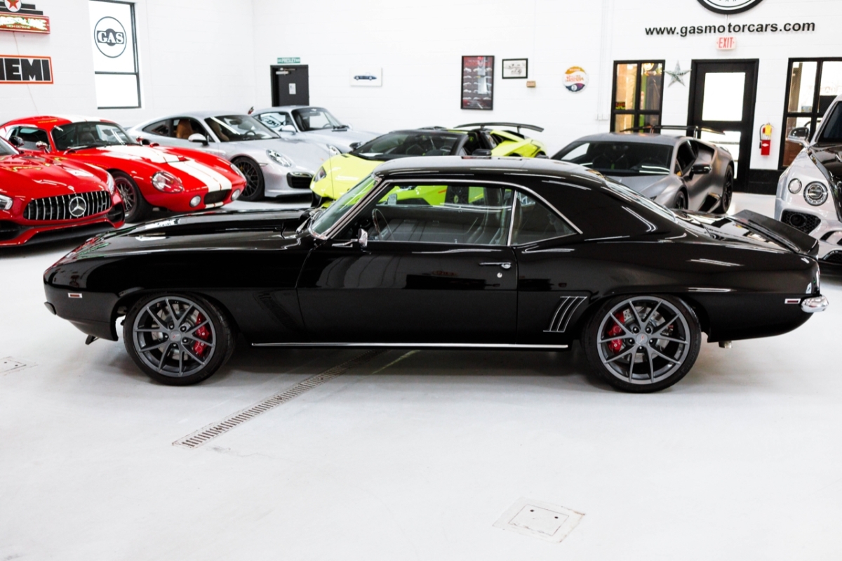 1969 Black Chevrolet Camaro --