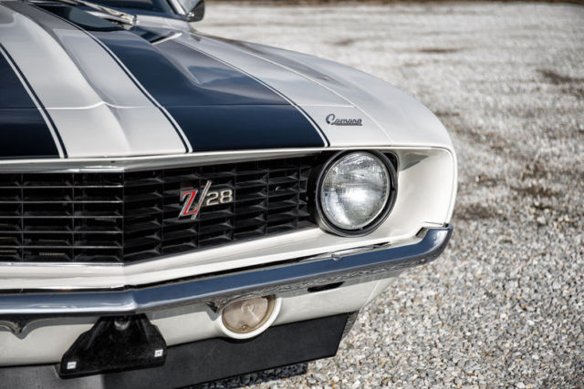 1969 White Chevrolet Camaro Coupe