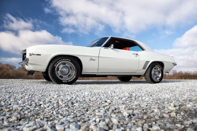1969 White Chevrolet Camaro Coupe