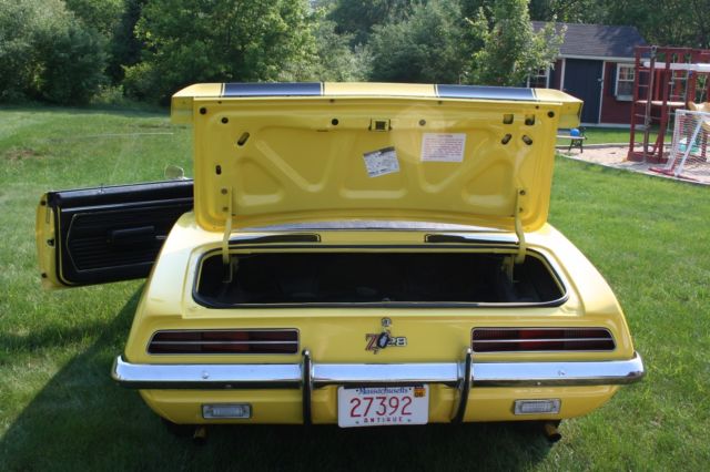 1969 Daytona Yellow Chevrolet Camaro Coupe