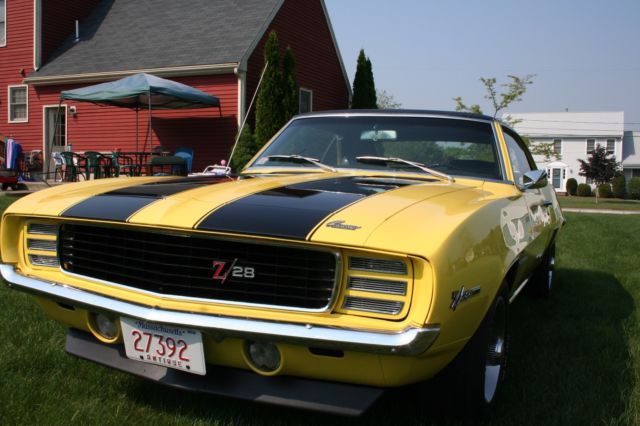 1969 Daytona Yellow Chevrolet Camaro Coupe