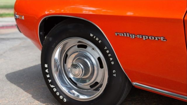 1969 HUGGER ORANGE Chevrolet Camaro Coupe