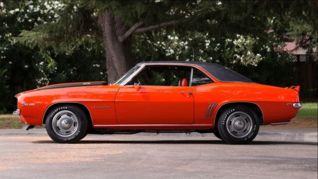 1969 HUGGER ORANGE Chevrolet Camaro Coupe