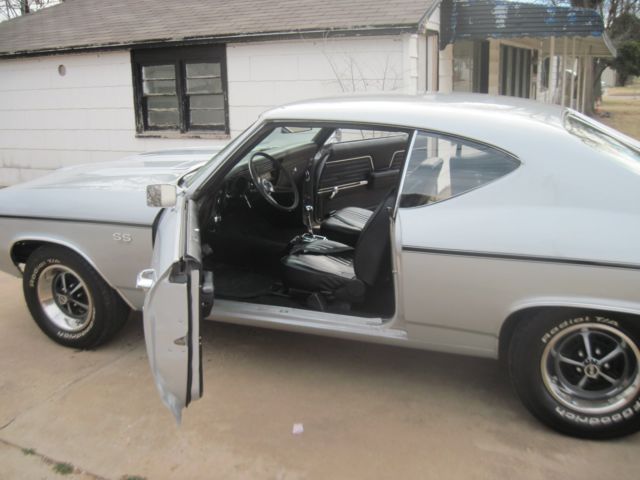 1969 SILVER Chevrolet Chevelle 2 DR HARDTOP